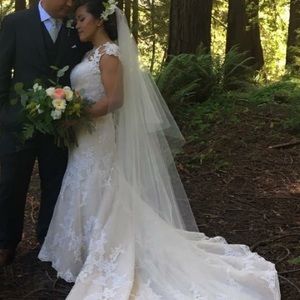 Sara Gabriel Stephanie custom wedding veil